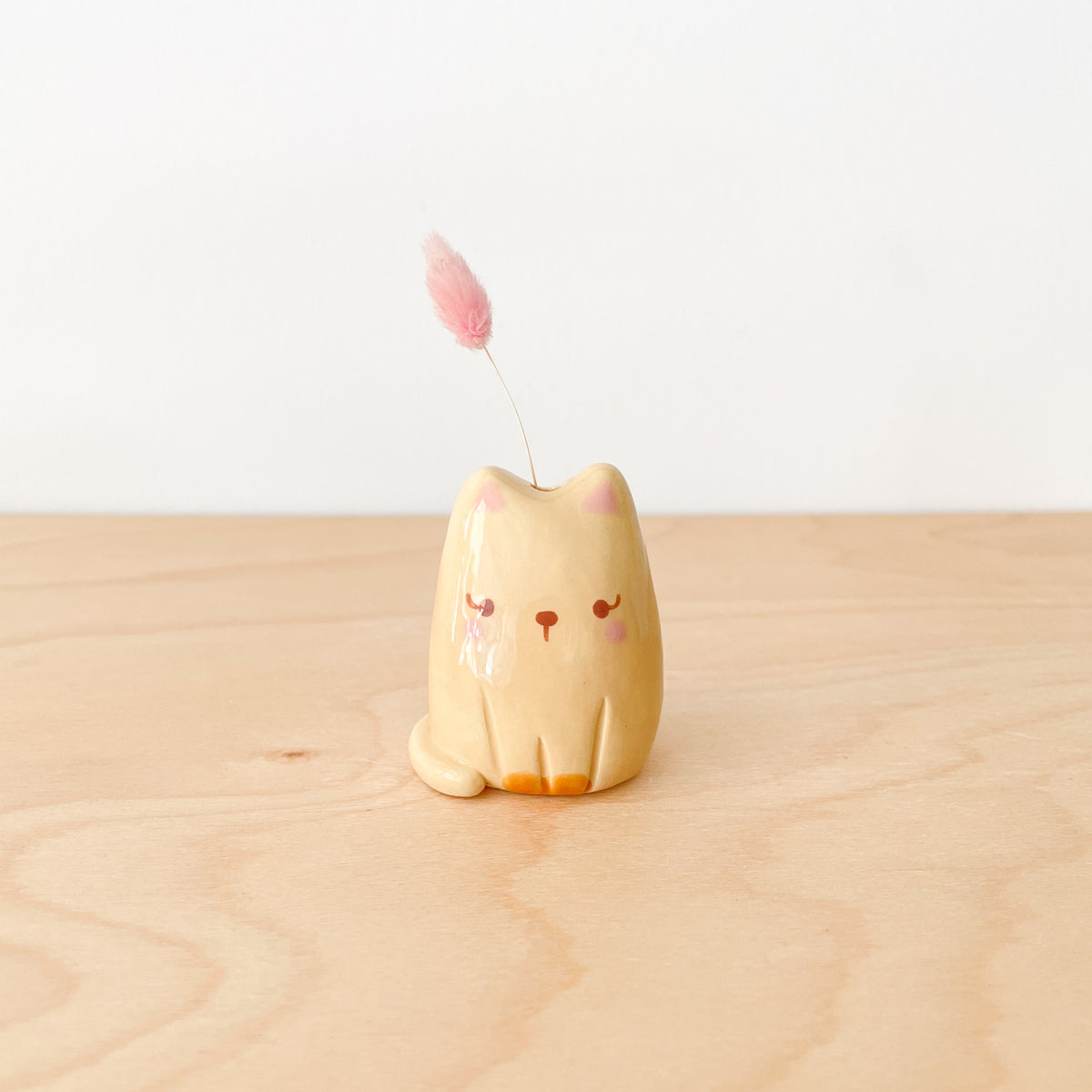 Caramel Cat Mini Vase