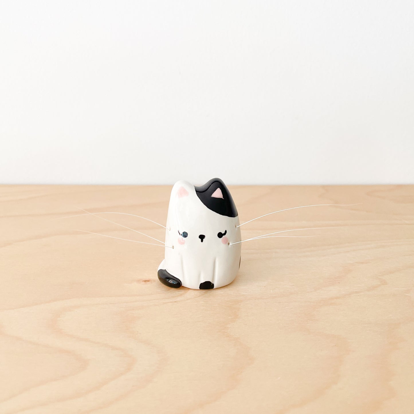 Black Spotty Whisker Cat Mini Vase