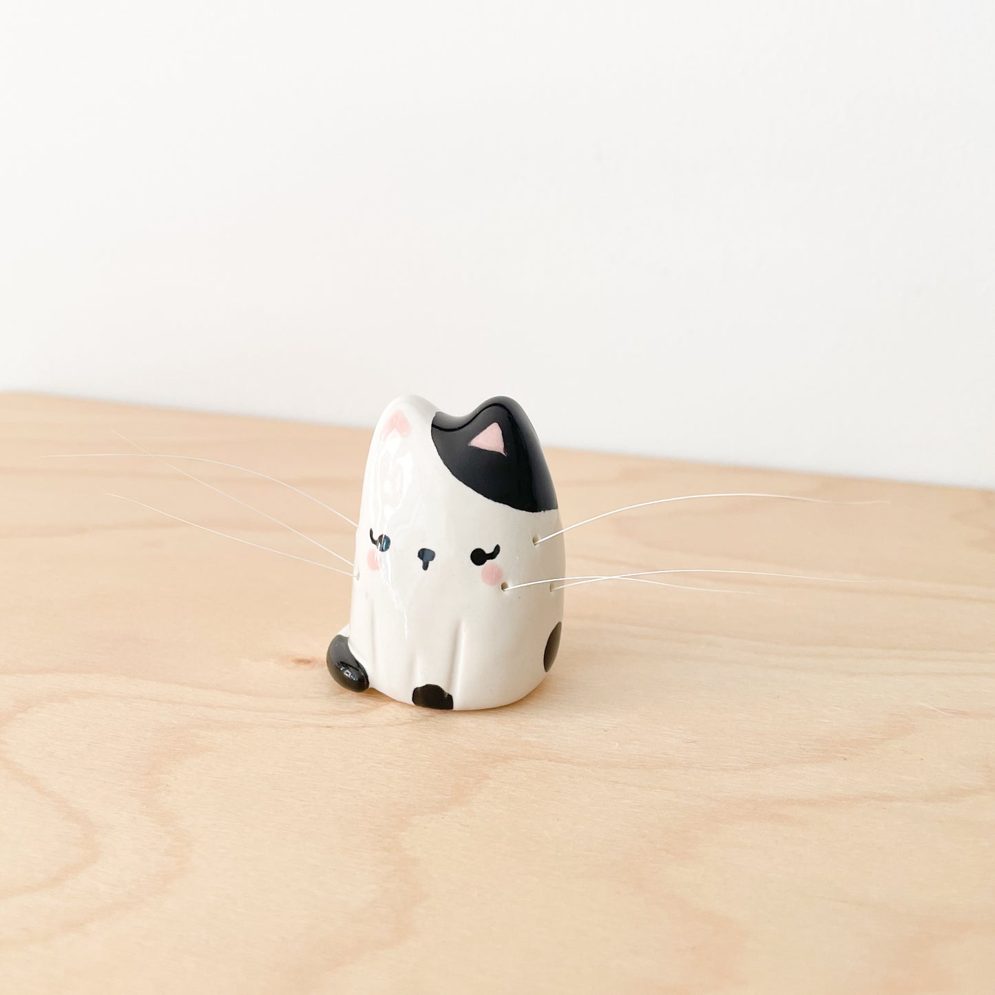 Black Spotty Whisker Cat Mini Vase