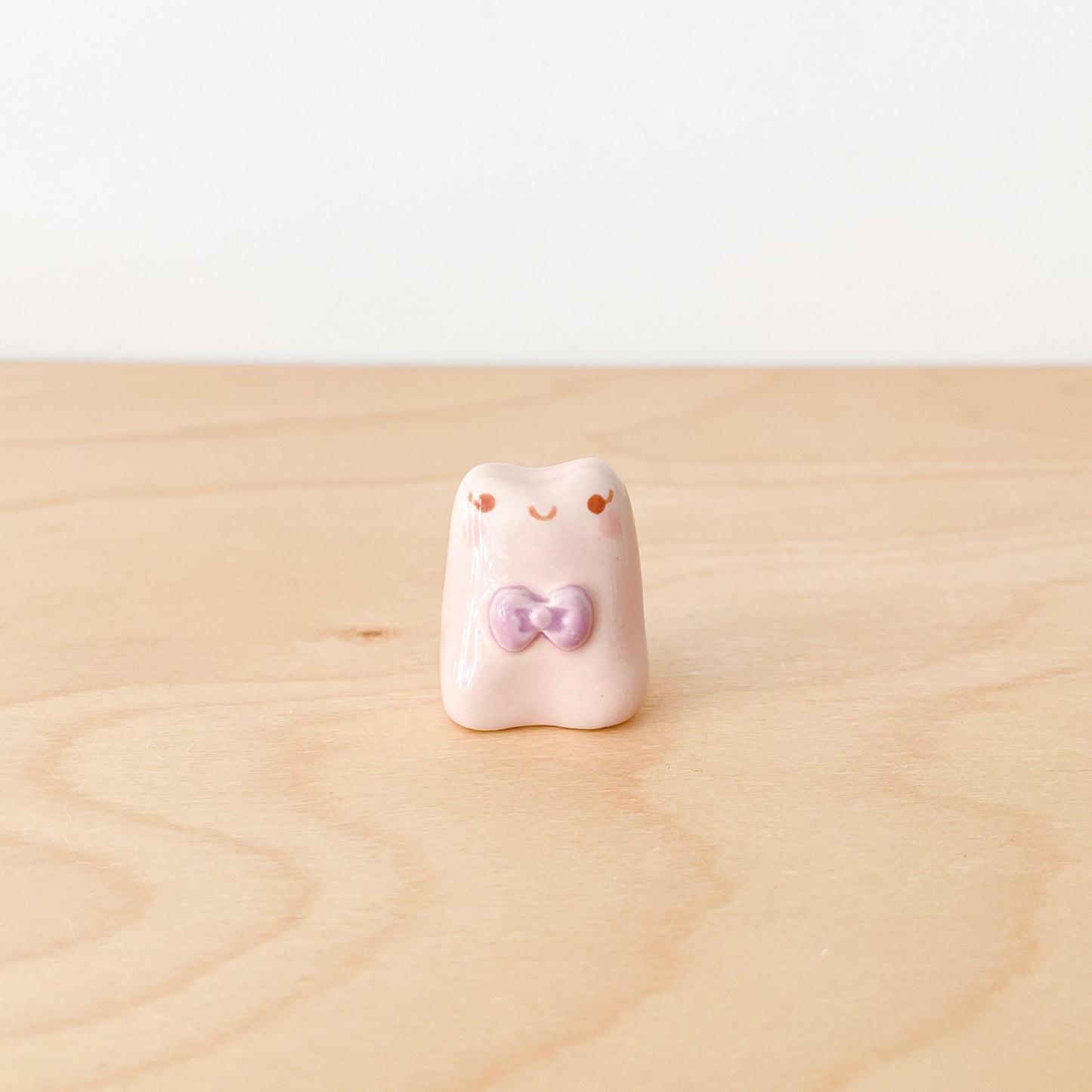 Bow Pink Frog Desk Pal