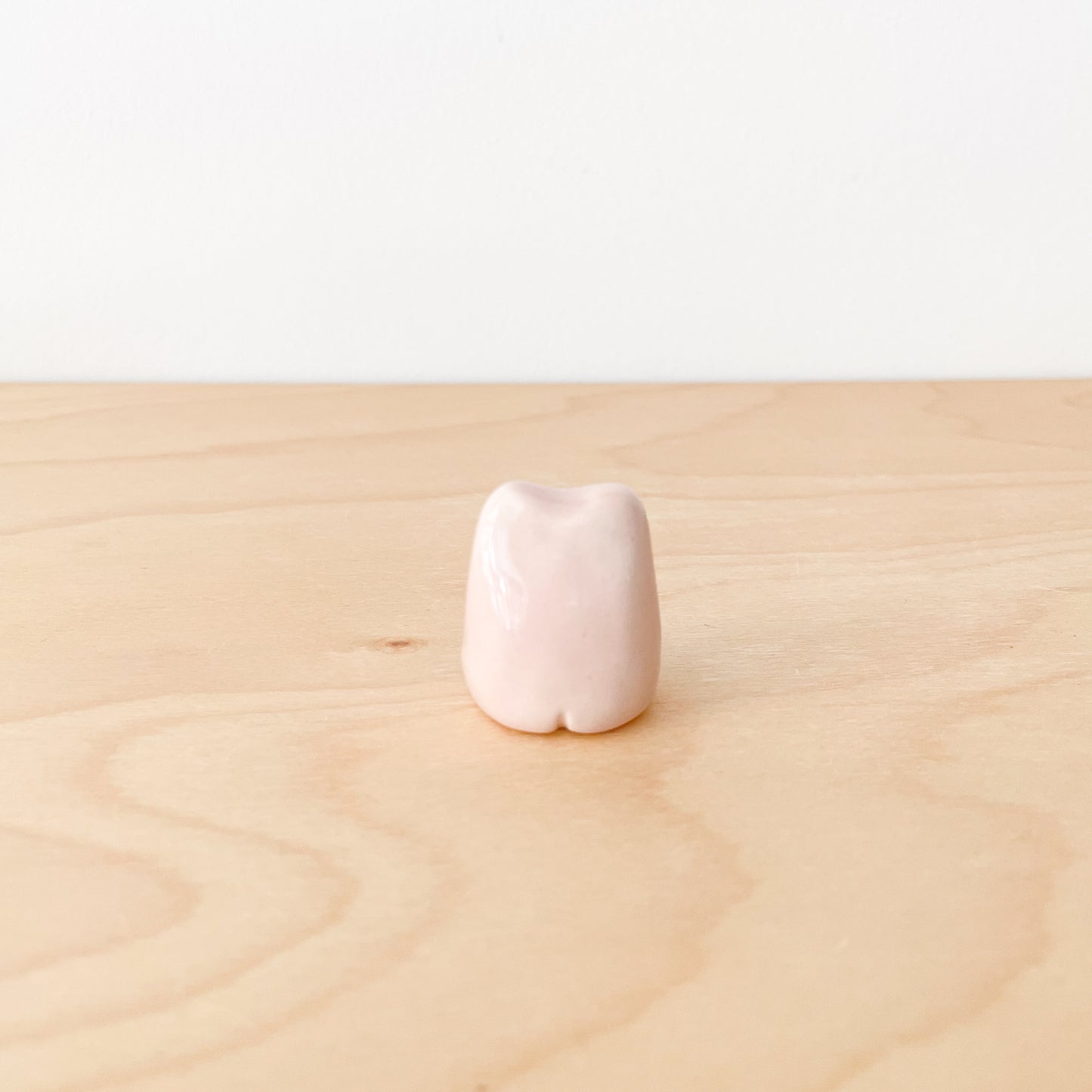 Bow Pink Frog Desk Pal