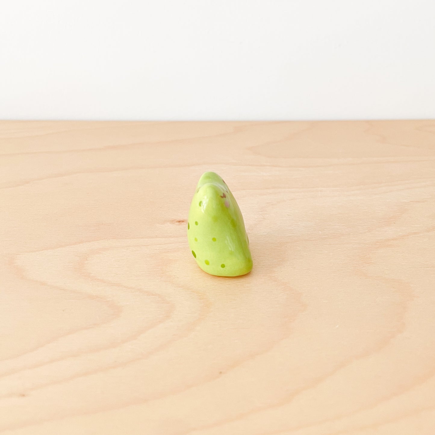 Green Poison Dart Frog Desk Pal