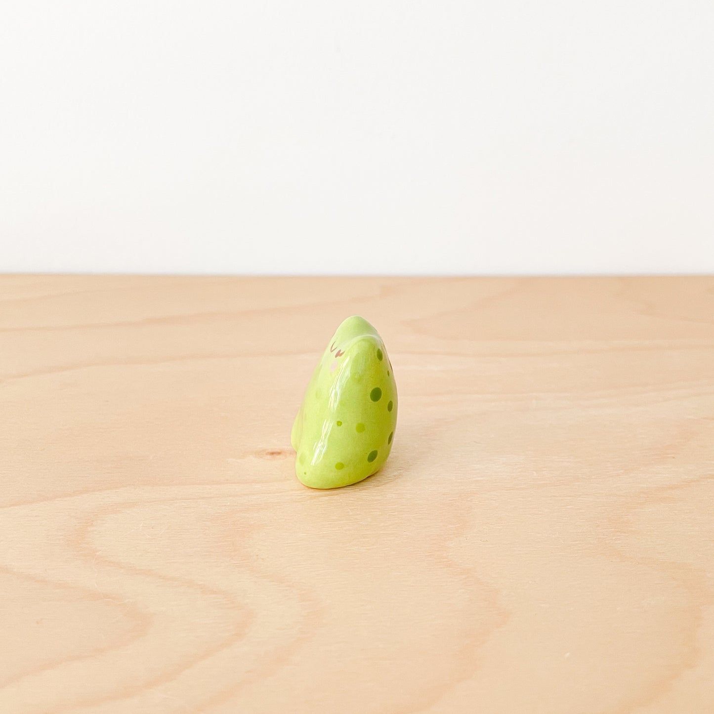 Green Poison Dart Frog Desk Pal