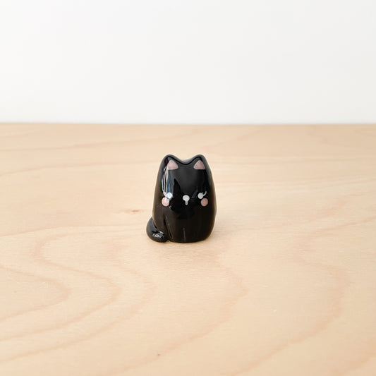 Black Cat Desk Pal