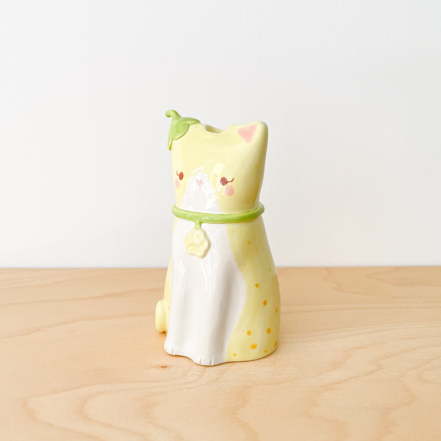 Lemon Tuxedo Cat Vase