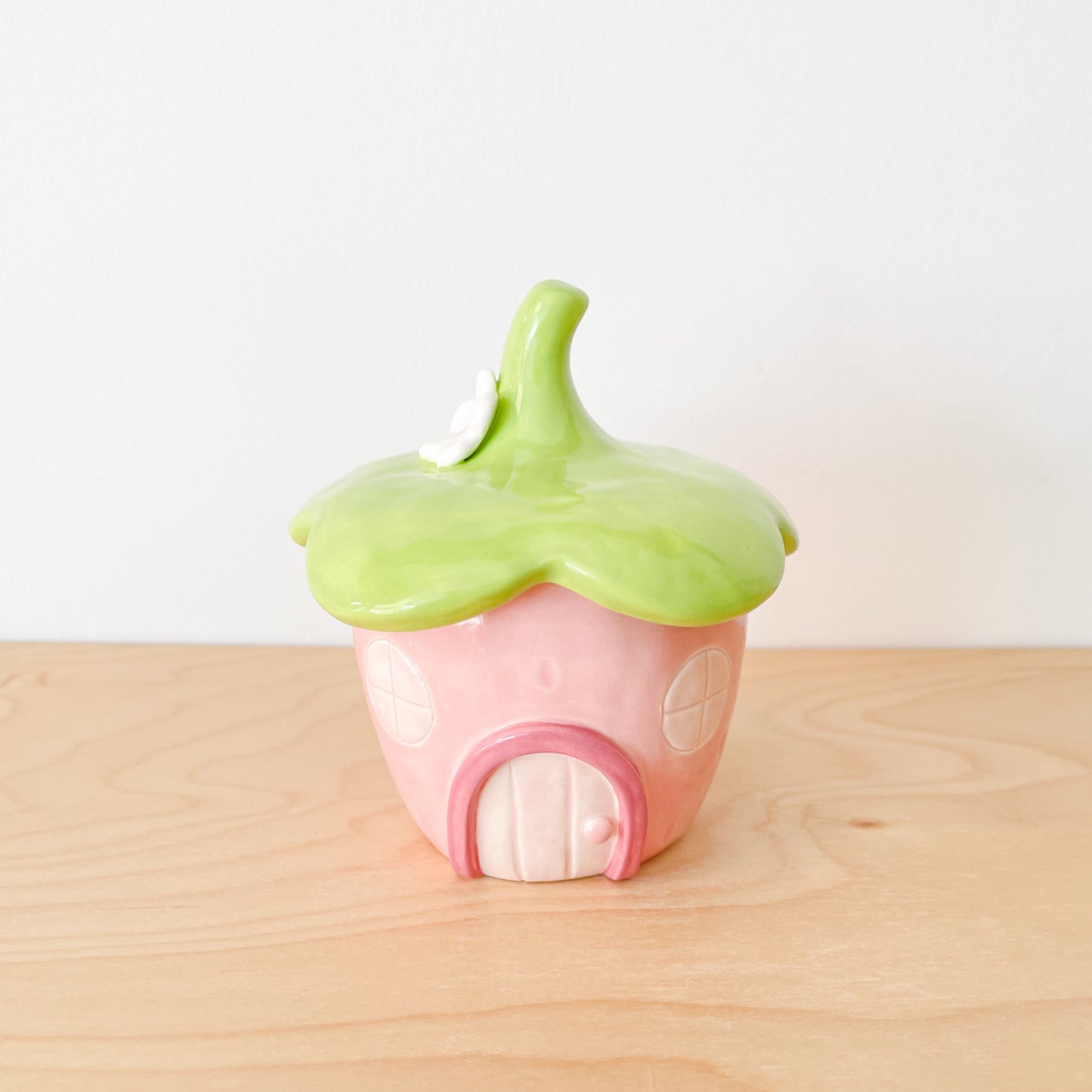 Strawberry Cottage Jar (design 2)