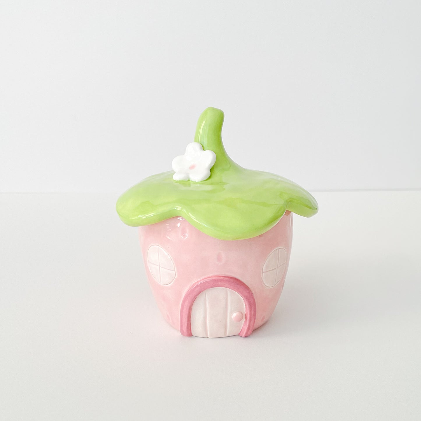 Strawberry Cottage Jar (design 2)